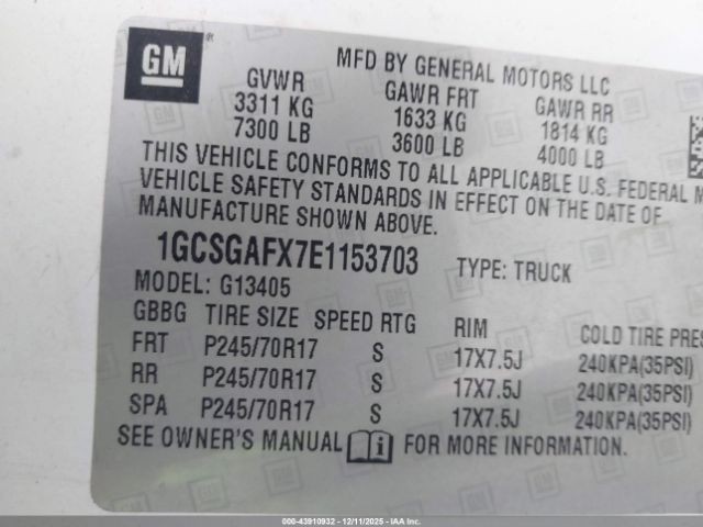 Chevrolet Express Work Van Image 16