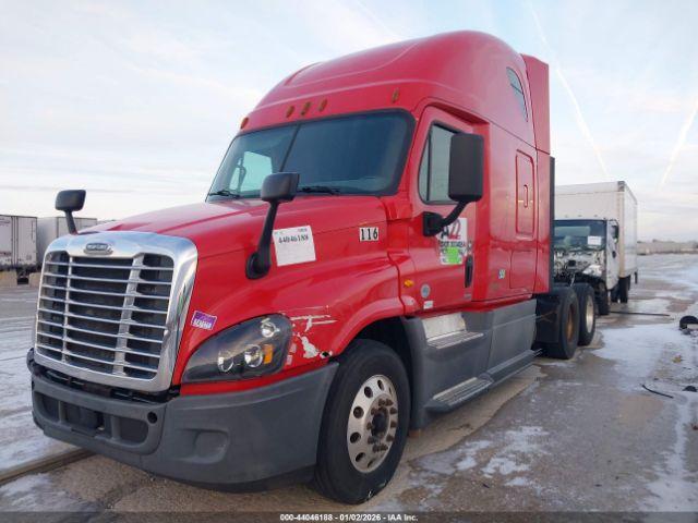 Freightliner Cascadia 125 Image 12