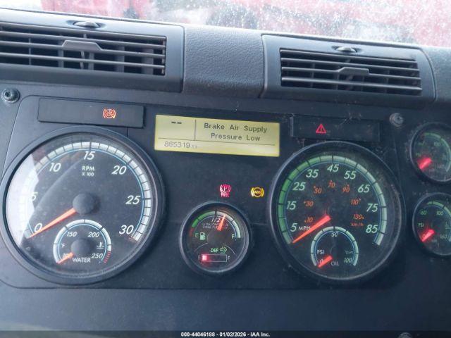 Freightliner Cascadia 125 Image 2