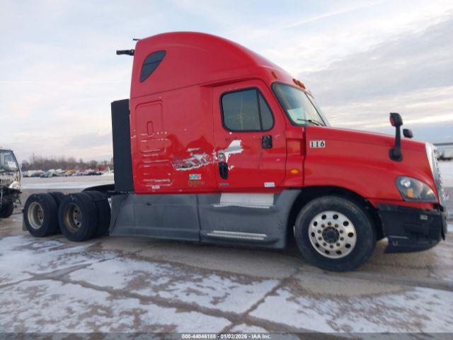 Freightliner Cascadia 125 Image 17