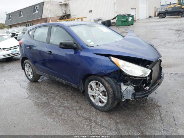  Salvage Hyundai TUCSON