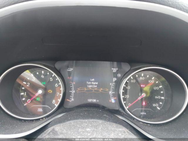 Jeep Compass Limited Fwd Image 6