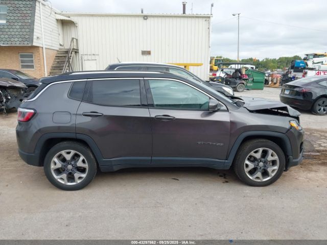 Jeep Compass Limited Fwd Image 16