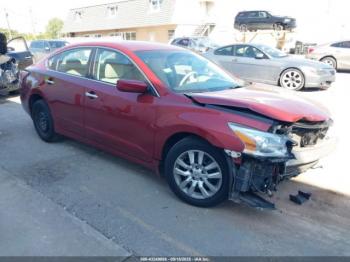  Salvage Nissan Altima