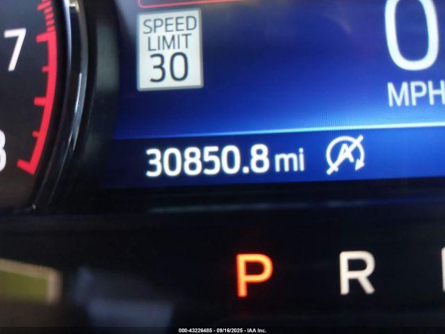 Ford Explorer Timberline Image 15