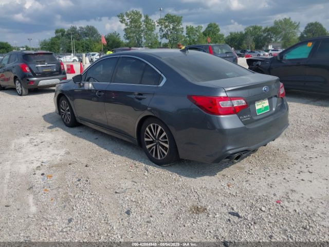 Subaru Legacy 2.5i Premium Image 3