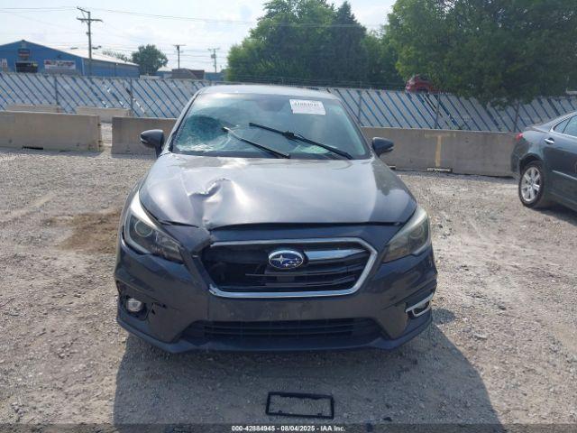 Subaru Legacy 2.5i Premium Image 8