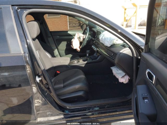 Honda Civic Sport Image 2