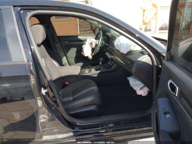 Honda Civic Sport Image 2