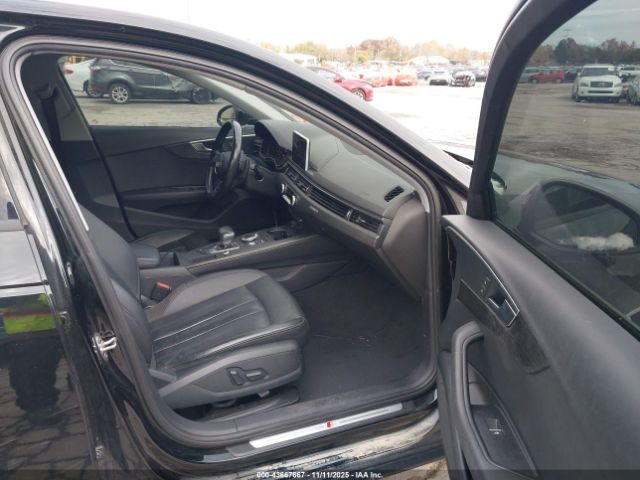 Audi A4 2.0t Season Of Audi Premium Image 3