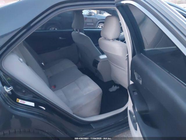 Toyota Camry L Image 5