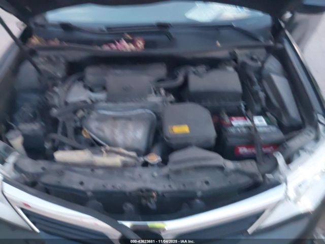 Toyota Camry L Image 16