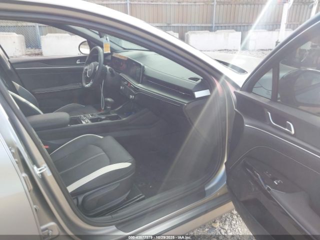 Kia K5 Gt-line Image 3