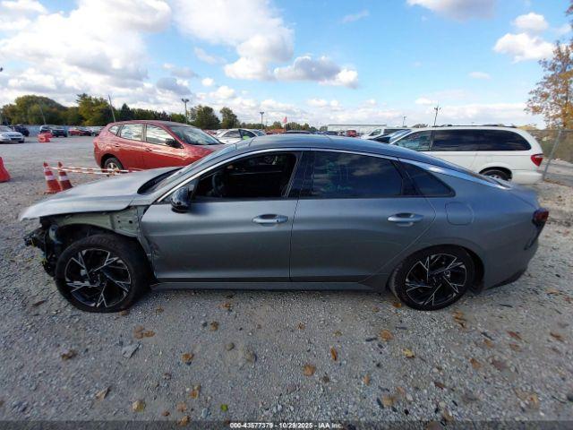 Kia K5 Gt-line Image 10