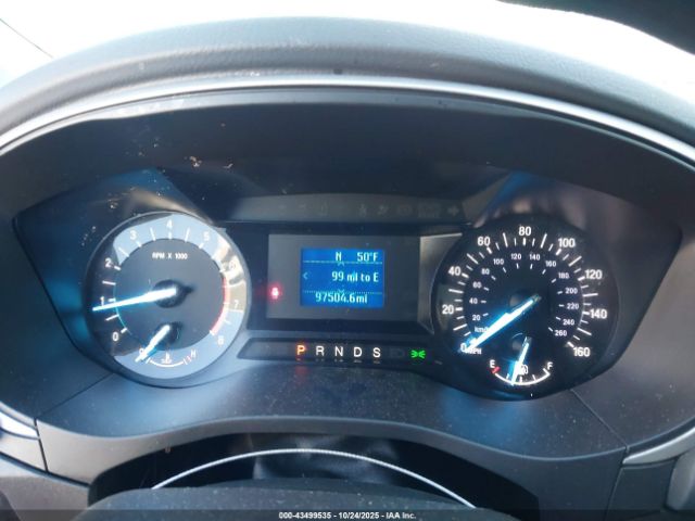 Ford Fusion S Image 5