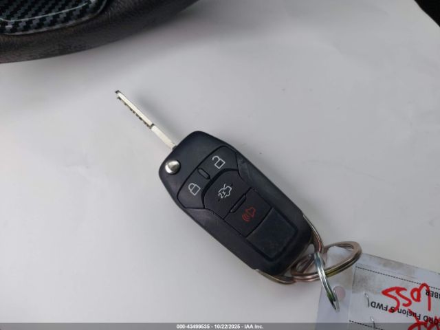 Ford Fusion S Image 10