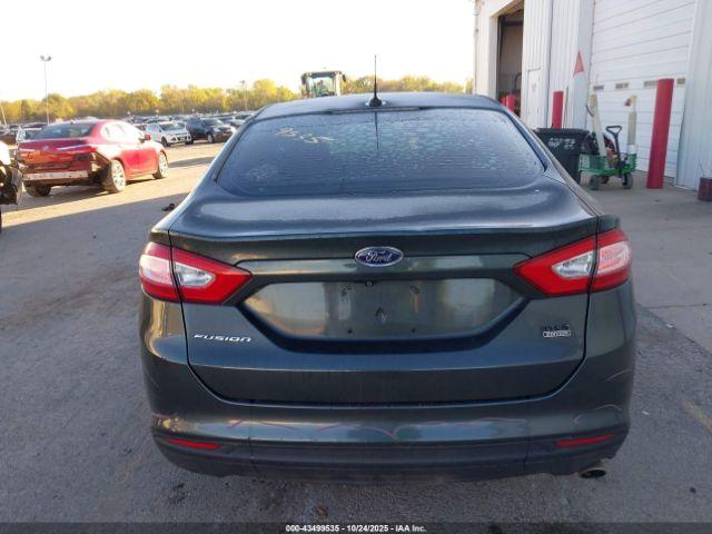 Ford Fusion S Image 16