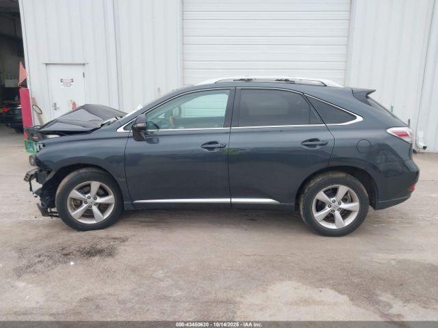 Lexus RX Image 3