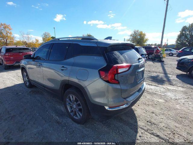 GMC Terrain Awd Slt Image 8