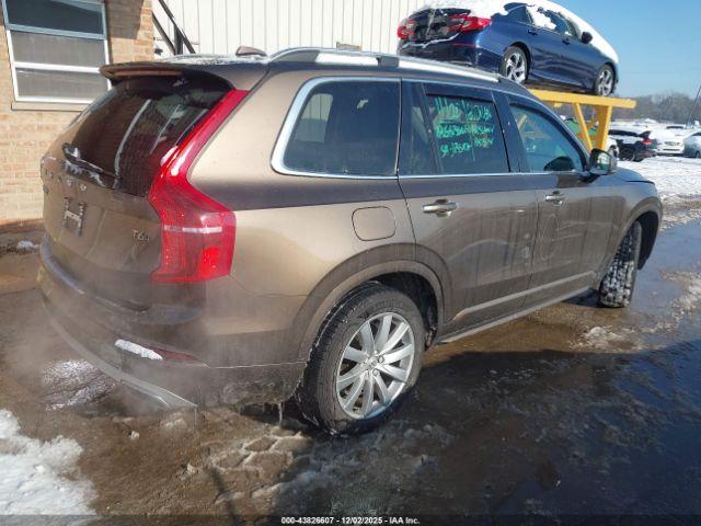 Volvo XC90 T6 Momentum Image 17