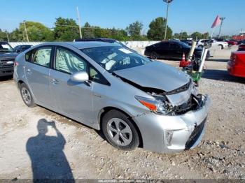  Salvage Toyota Prius