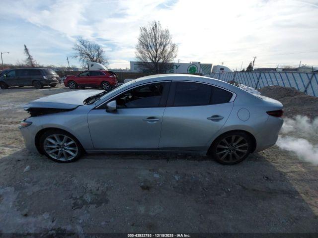 Mazda Mazda3 Preferred Package Image 11