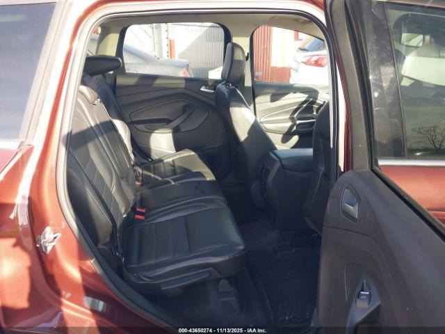 Ford Escape Titanium Image 9