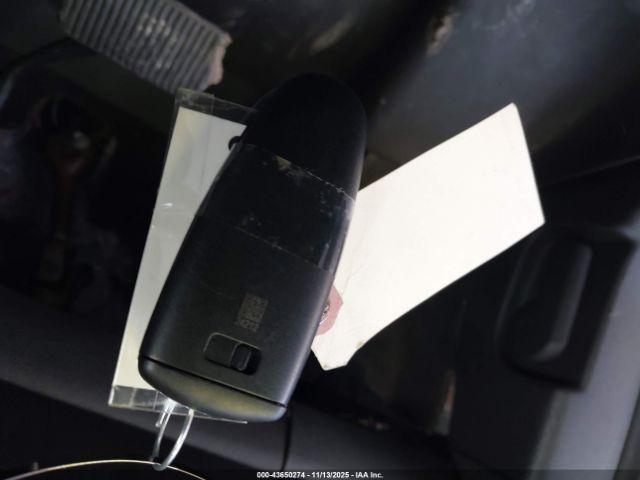 Ford Escape Titanium Image 15