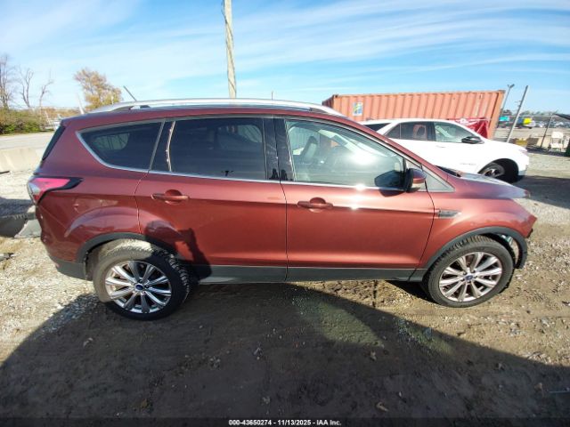 Ford Escape Titanium Image 3
