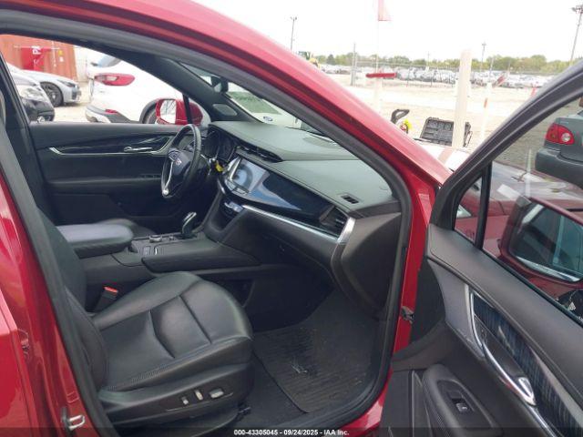 Cadillac XT6 Awd Premium Luxury Image 8