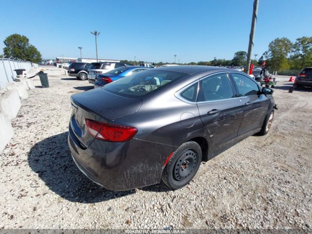 Chrysler 200 Limited Image 6