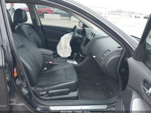 Nissan Altima 2.5 S Image 3