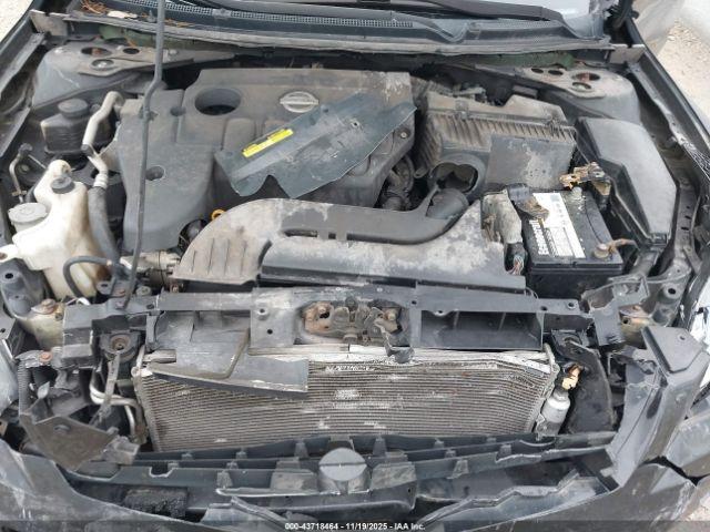 Nissan Altima 2.5 S Image 6