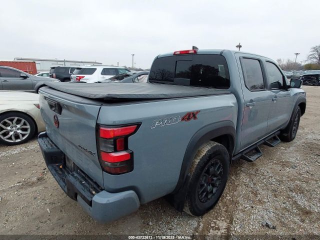 Nissan Frontier Pro-4x 4x4 Image 9