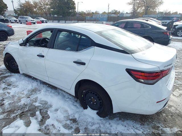 Nissan Sentra S Image 10