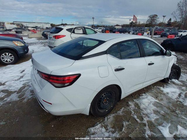 Nissan Sentra S Image 13