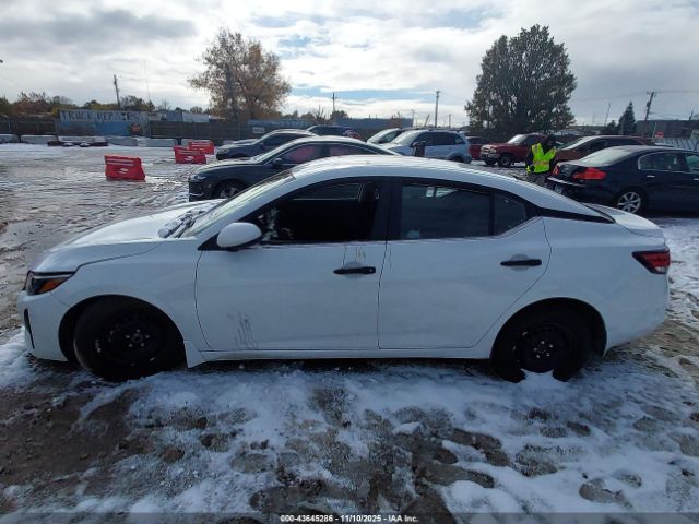 Nissan Sentra S Image 7