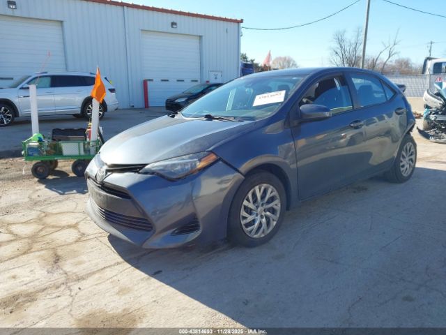 Toyota Corolla Le Image 9