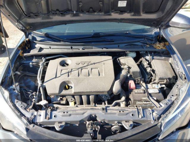 Toyota Corolla Le Image 8