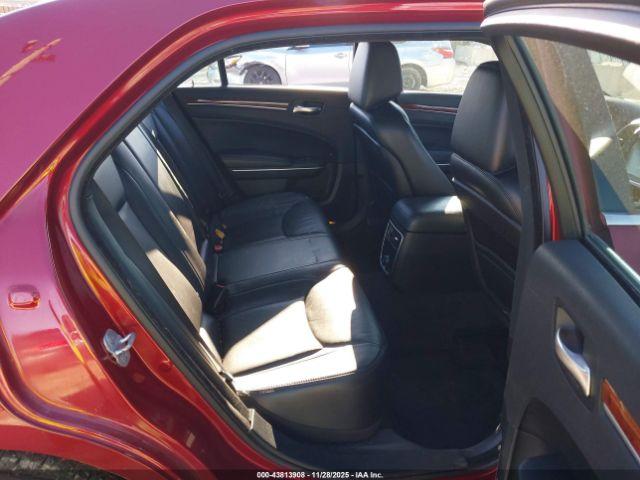 Chrysler 300 Motown Image 11