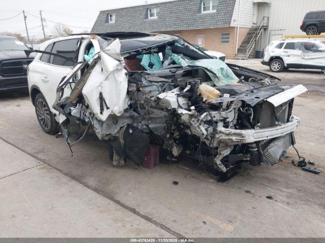  Salvage Lincoln Nautilus