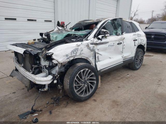 Lincoln Nautilus Reserve Image 10