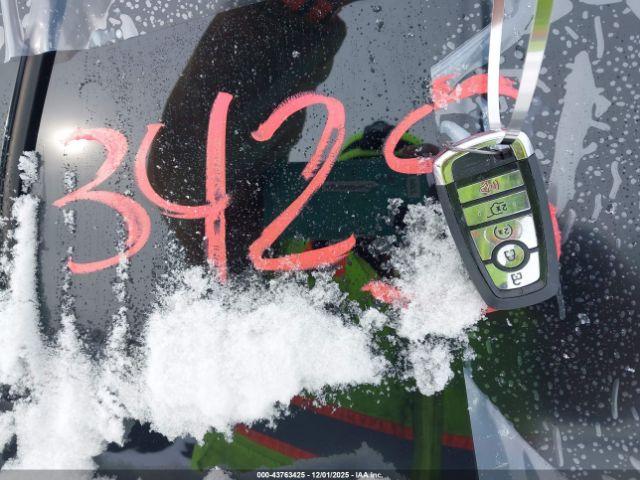 Lincoln Nautilus Reserve Image 3