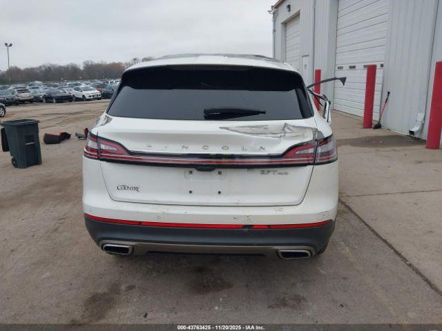 Lincoln Nautilus Reserve Image 7