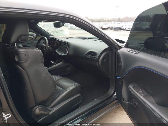 Dodge Challenger Srt 392 Image 7