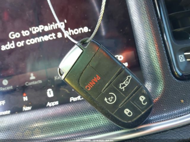 Dodge Challenger Image 13