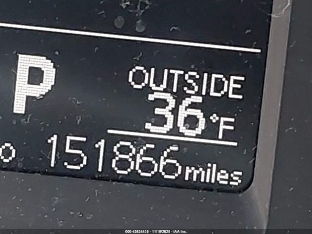 Toyota Corolla Le Image 10