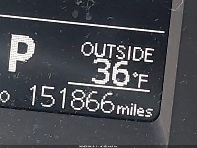 Toyota Corolla Le Image 10