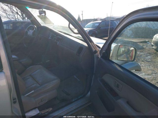 Toyota 4Runner Limited V6 Image 5