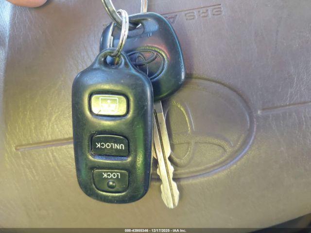 Toyota 4Runner Limited V6 Image 9